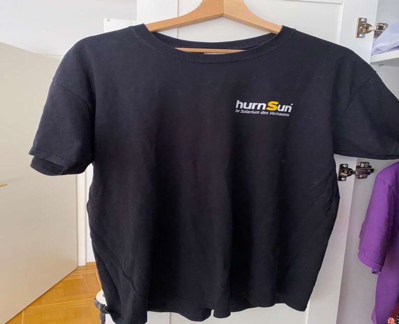 Official Yung Hurn Merch: Must-Have Items for Every Listener