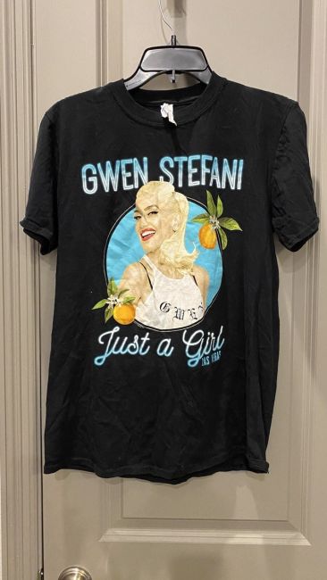 10 Must-Have Gwen Stefani Merch Items Every Fan Needs in Their Collection